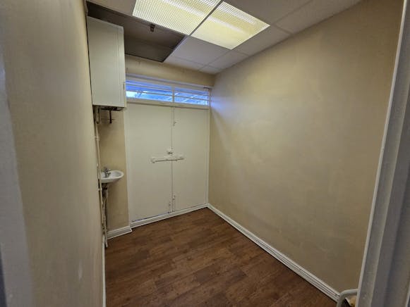 503 High Road, Benfleet, Retail For Sale - IMG20251209WA0041.jpg