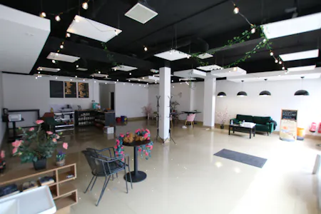 32 Hill Street, Poole, Retail - In Town To Let - IMG_5536.JPG