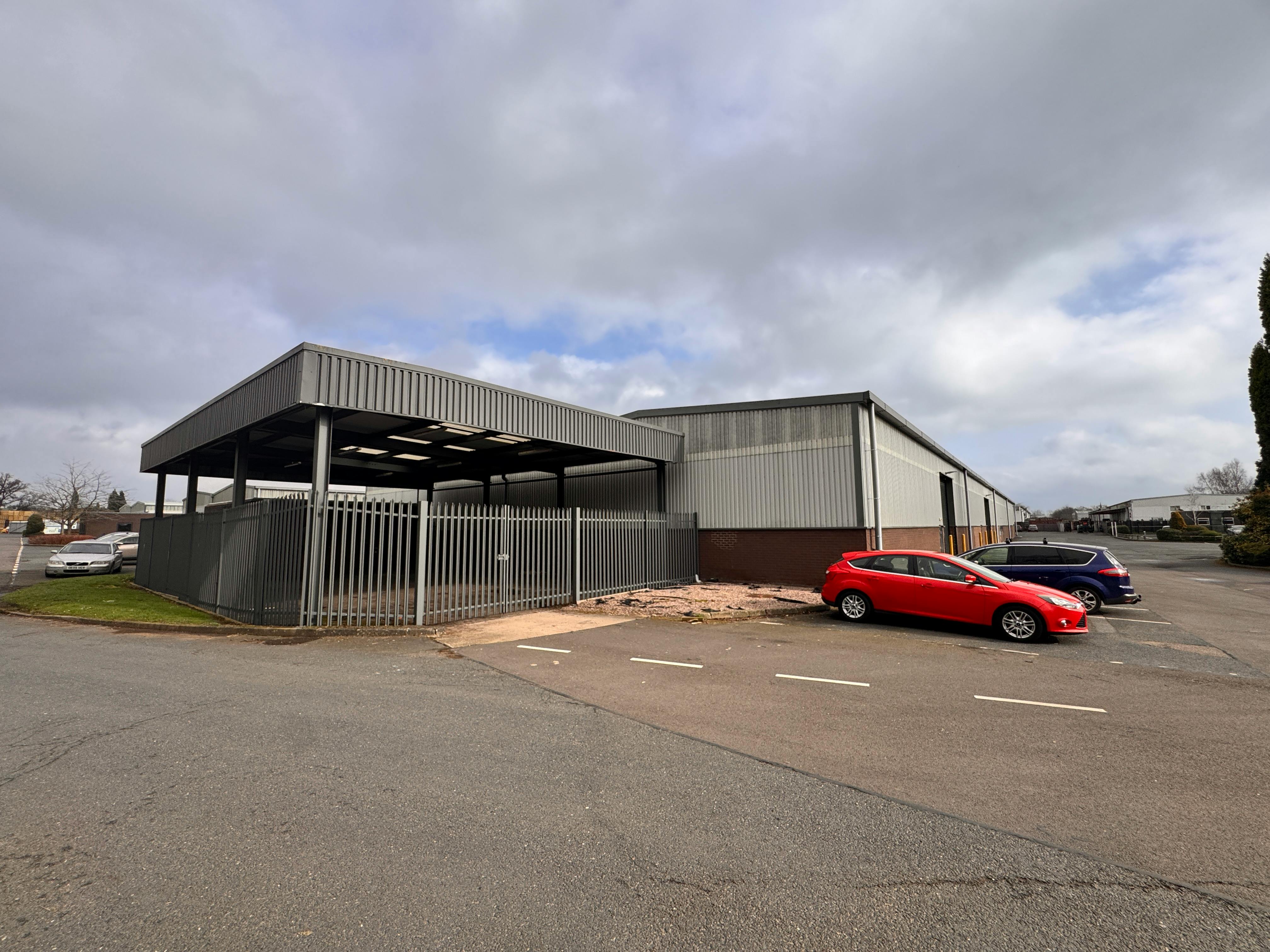 Industrial Unit in KIDDERMINSTER - photo 2
