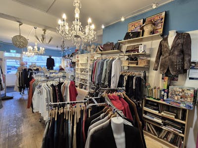 27 London Road, Alderley Edge, Investment / Office / Retail To Let - 20260227_090557.jpg