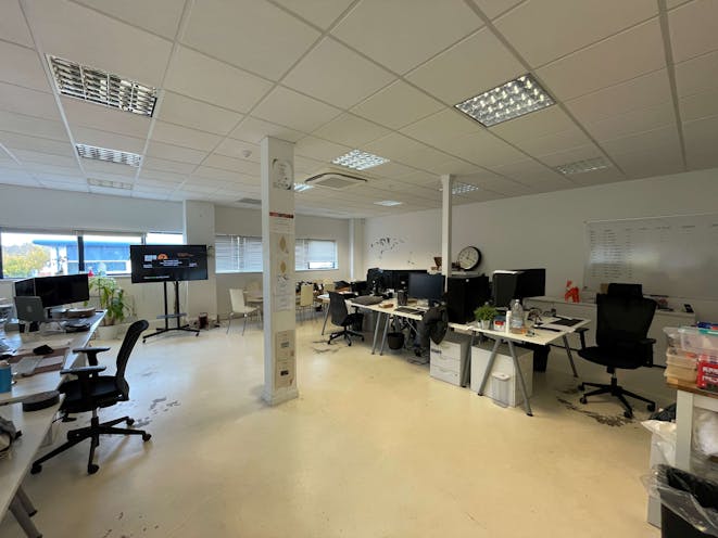 Units A&B Moses Winter Way, Wallingford, Industrial / Warehouse To Let - 9.JPG