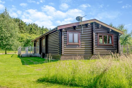 Weybread Lakes and Lodges, Mill Lane, Diss, Caravan Park - Holiday / Leisure For Sale - Bespoke log cabin