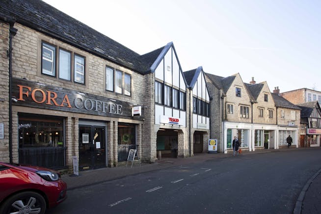 Significant Development Opportunity, Farrell Close, Cirencester, Development For Sale - Cirencester ext_7716.jpg Significant Development Opportunity, Farrell Close, Cirencester, Development For Sale - Cirencester ext_7716.jpg