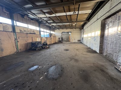 Masterfit House, Colliery Road, West Bromwich, Industrial / Warehouse To Let - Photo 16012025 14 51 28.jpg