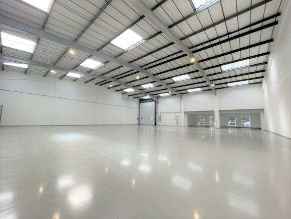 Unit 4, 4 Hawley Lane Industrial Estate, Farnborough, Industrial To Let - IMG_4777.JPEG