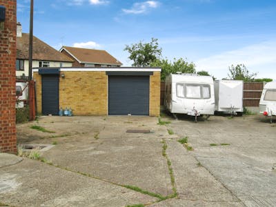 Brook Close, Rochford, Industrial / Workshops To Let - e32efcc2Brook 20Close 20july 2008 20 282 29.jpg