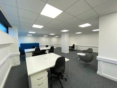 Trinity Point, Halesowen, Office To Let - 5.jpg