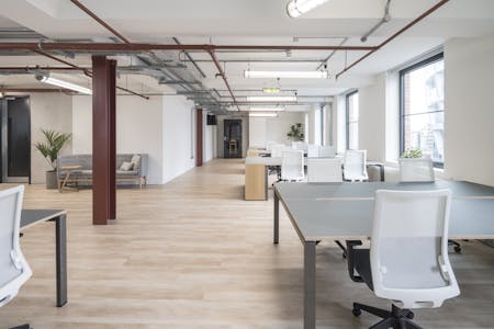 3 Old Street Yard, Old Street, Office To Let - Desk Area