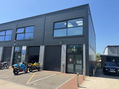 Unit 4 Chertsey Industrial Park, Ford Road, Chertsey, Industrial / Warehouse To Let - IMG_3064.JPG