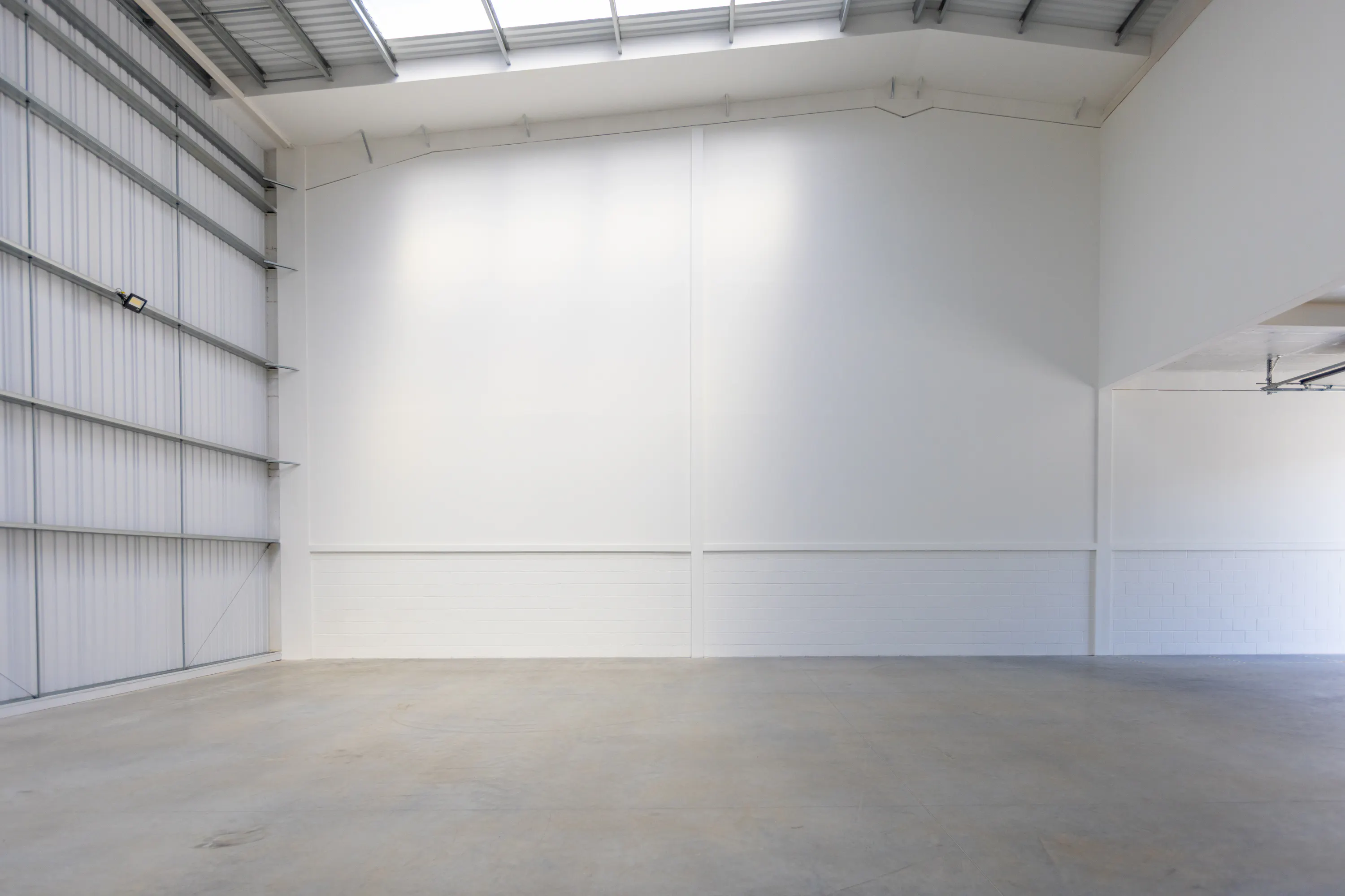 Unit 4 T45, Aire Valley Road, Leeds, West Yorkshire, LS9 0AA