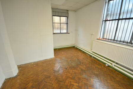 20-22 Mary Street, Manchester, Office To Let - CSC_0011.JPG