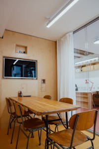 16 Northdown Street, 16A Northdown Street, London, Office To Let / For Sale - private small meeting room.jpg