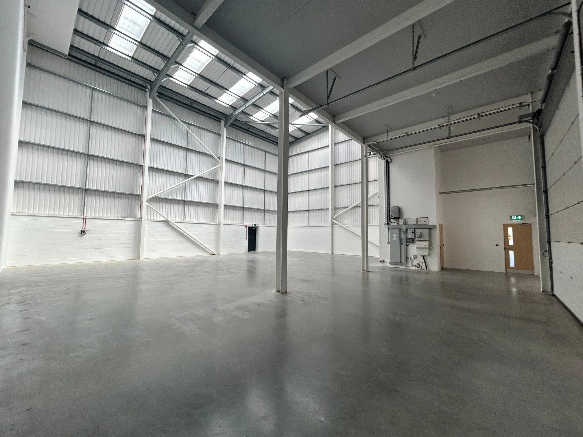 3 Ellesfield Trade Centre, Bracknell, Industrial To Let - 20.jpg