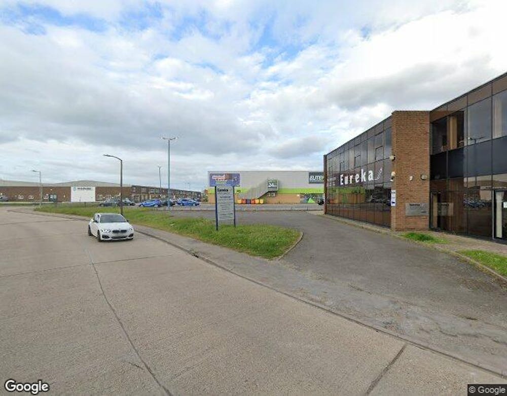 Containers, Purdeys Industrial Estate Purdeys Way - Street View