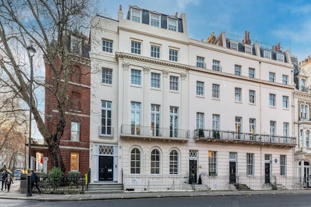 1 Hobart Place, London, Office For Sale - 1 hobart place 3784 extl.jpg