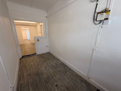 Left Side 97 High Road, Benfleet, Office / Retail To Let - 8395d9b9-4078-4848-9288-78a48687d55f.JPG