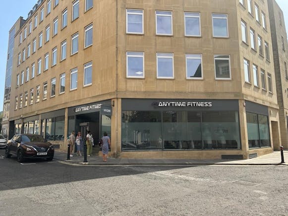 Unit 1 - 4, Cambridge House, Bath, Retail To Let - 5.jpg