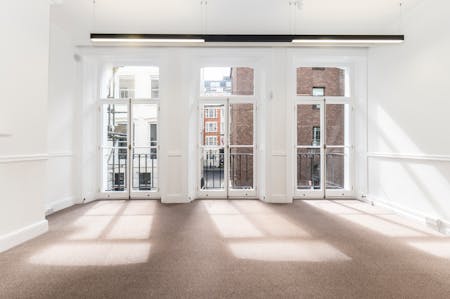 8 St. James Place, London, Office To Let - DSC_6880.jpg