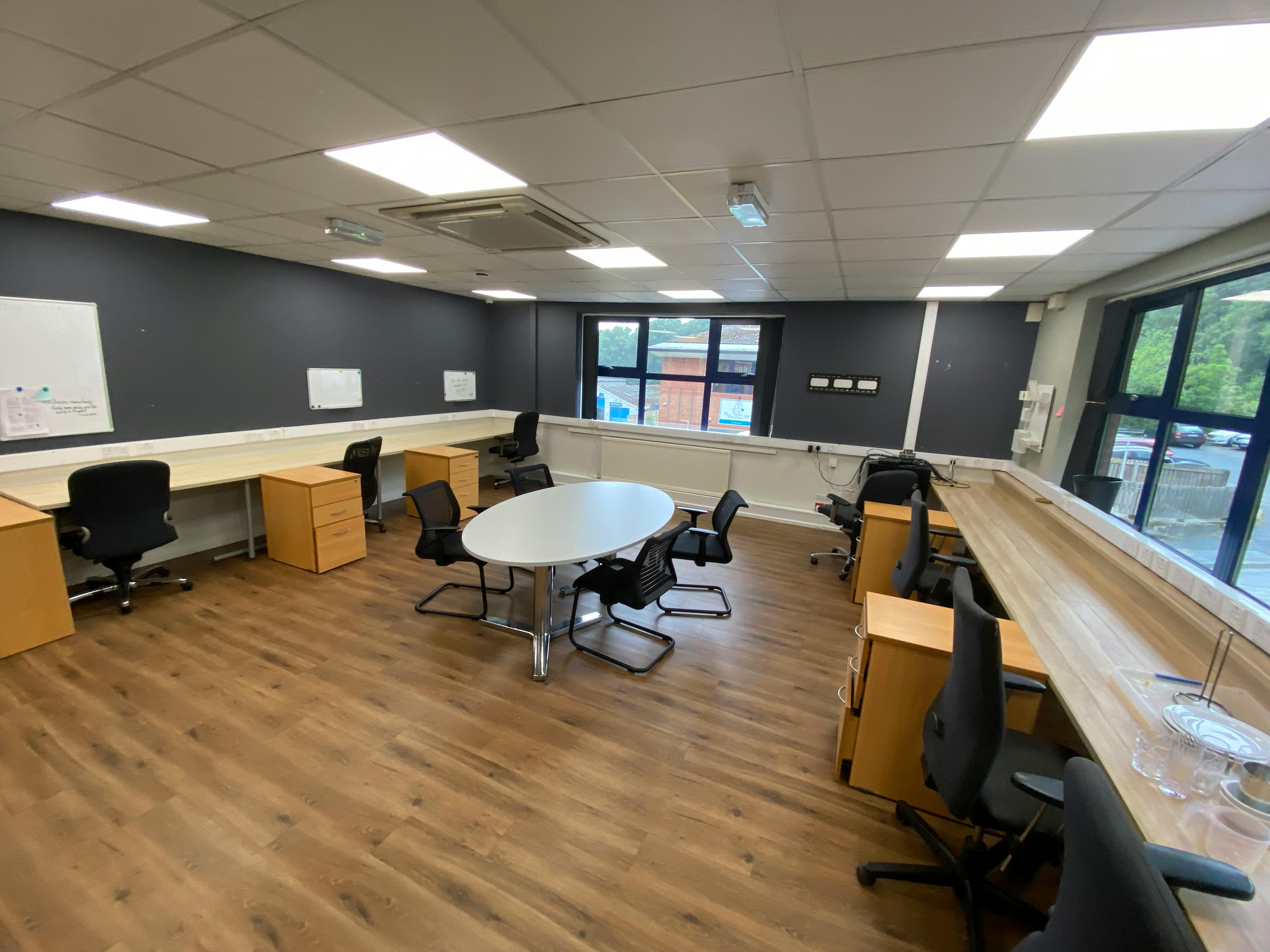 Unit 5, Clayton Wood Court, Clayton Wood Court, Leeds, West Yorkshire, LS16 6QW