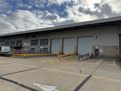 Unit 7 Segro Park Gatwick, Gatwick, Industrial/Logistics / Industrial / Warehouse To Let - IMG_2134.jpeg