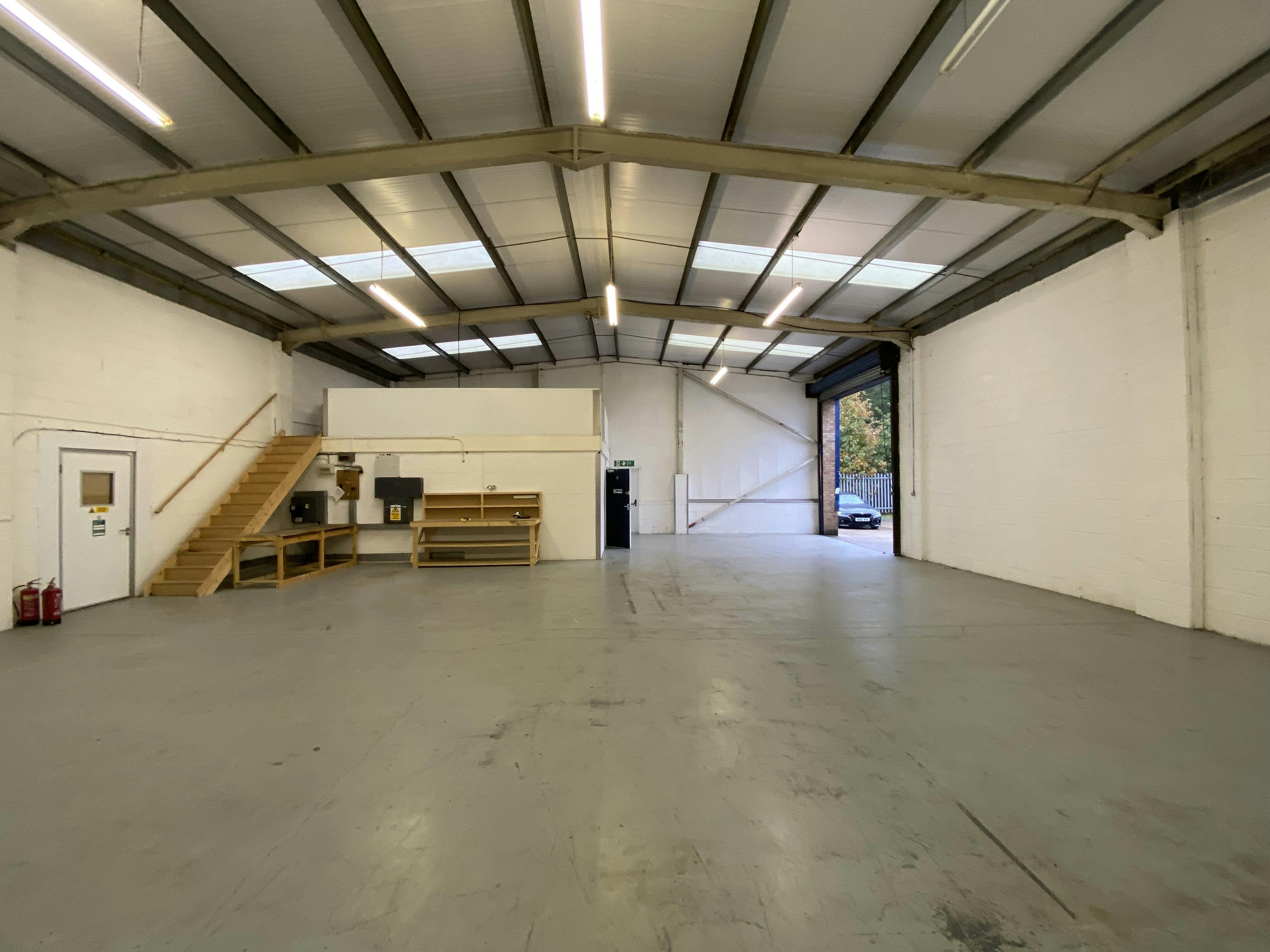 19 Bordon Trading Estate, Bordon, Industrial / Warehouse To Let - IMG_4167.jpeg