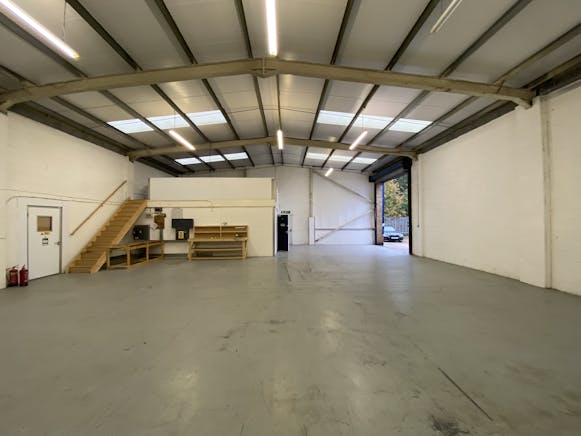 19 Bordon Trading Estate, Bordon, Industrial / Warehouse To Let - IMG_4167.jpeg