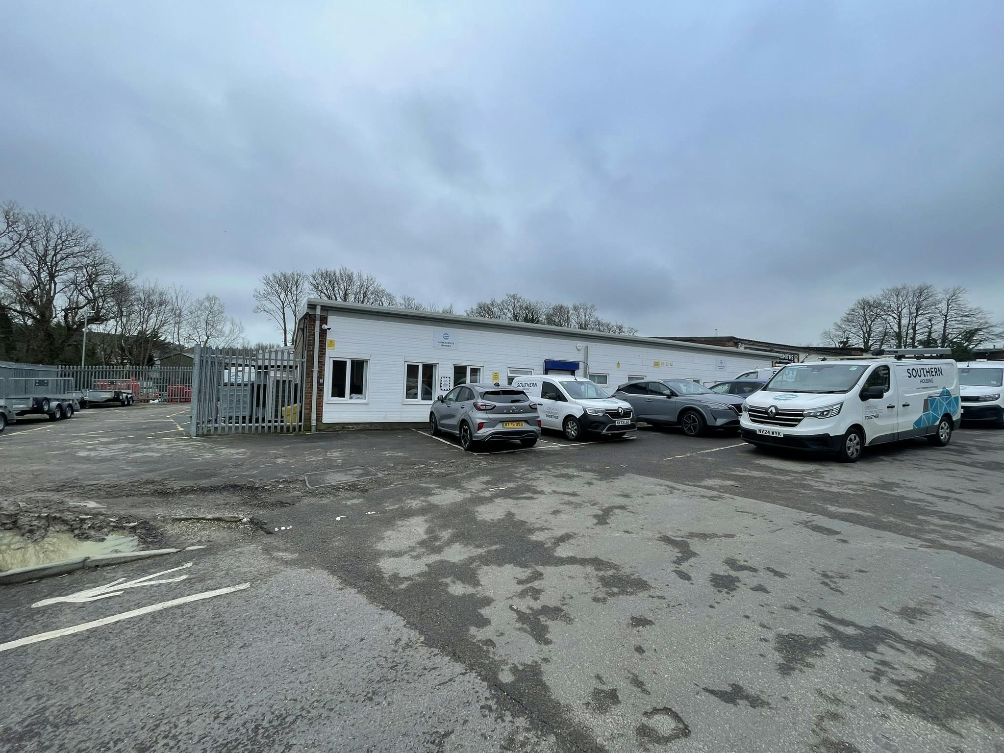 Units 1&2, Hastings, Industrial To Let - IMG_3942.JPEG