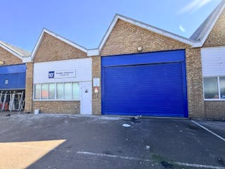 Unit 10f Britannia Estate, Leagrave Road, Luton, Industrial To Let - 4e8fb0b8-b319-4d5b-b5ef-7c298d28c7fc.jpg