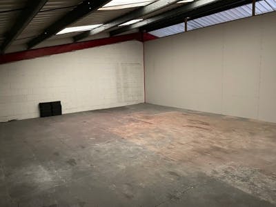 Unit 47-48, Pevensey, Industrial To Let - 2.jpg