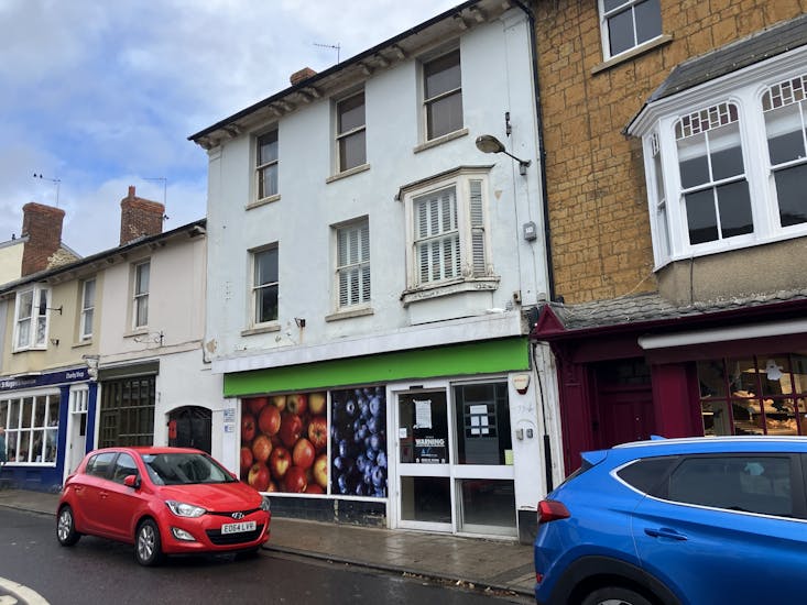 1 Fore Street, Castle Cary, Retail For Sale - IMG_2344.JPG