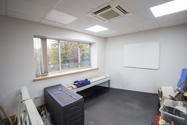 Unit 10 Chancerygate Business Centre, Slough, Industrial / Warehouse To Let - 10.jpg