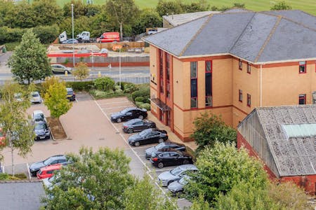 Unit 1 - Cliffe Park, Bruntcliffe Road, Leeds, Office To Let - 116908_318CP1_IMG_03_0000.jpeg