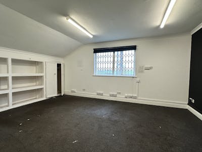 Unit 1, Hillcrest, Stevenage Road, Ashbrook, Hitchin, Office To Let - IMG_5160.JPG