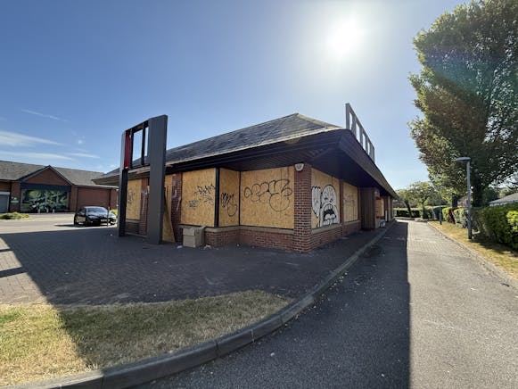 Drive Thru' Opportunity, 177 Beverley Road, Hull, Other / Restaurant / Cafe To Let - IMG_3574.jpg