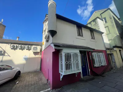 8 Salubrious Passage, Swansea, Office / Retail For Sale - Image 1
