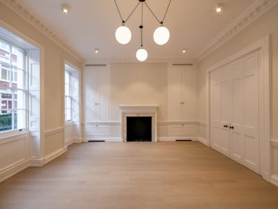17 Carlisle Street, London, Office To Let - upper floor 2.jpg
