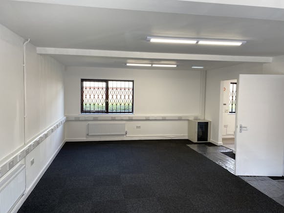 Unit 5 West Court, Saxon Business Park, Bromsgrove, Office To Let - Image 4