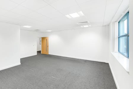 Gateway House, New Chester Road, Wirral, Office To Let - _SPY60602.jpg