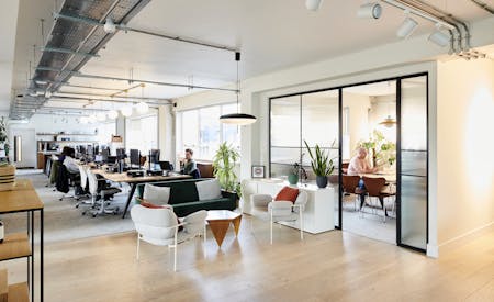 43 Whitfield Street, London, Office To Let - 251111_Sine11176.jpg