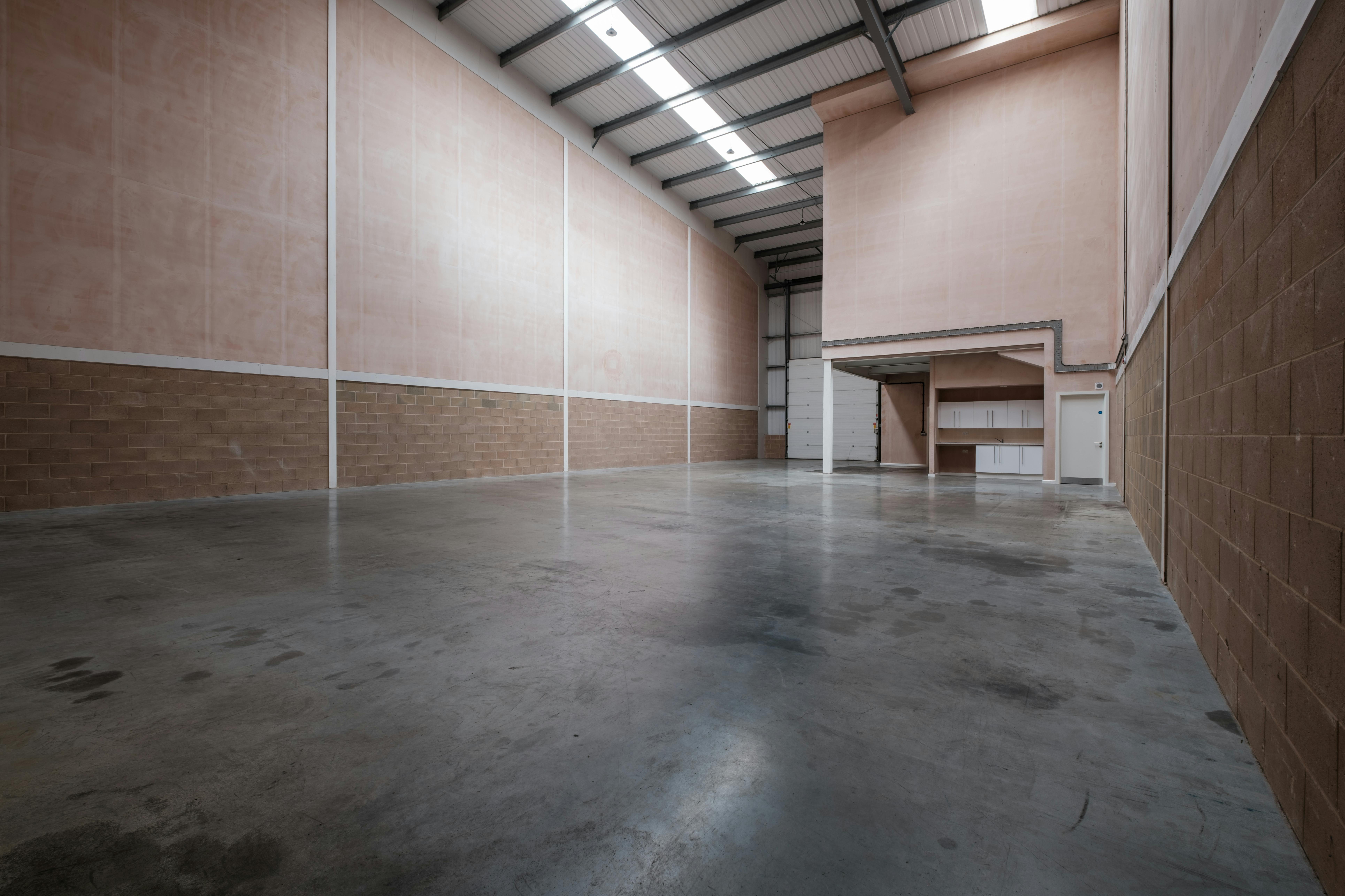 7 Drakes Drive, Long Crendon, Industrial To Let - XT5A8533HDR.jpg
