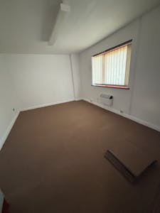 Unit 25, Fern Close, Crumlin, Industrial To Let - IMG_4828.jpg