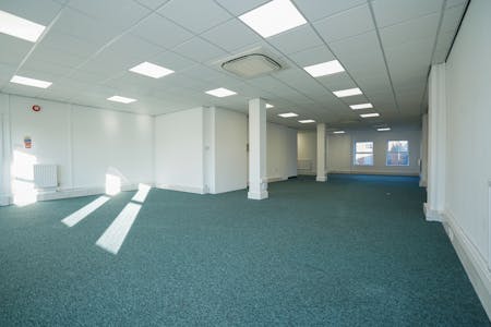 93-95, Bedford Street, Leamington Spa, Office To Let - DSC04708.jpg