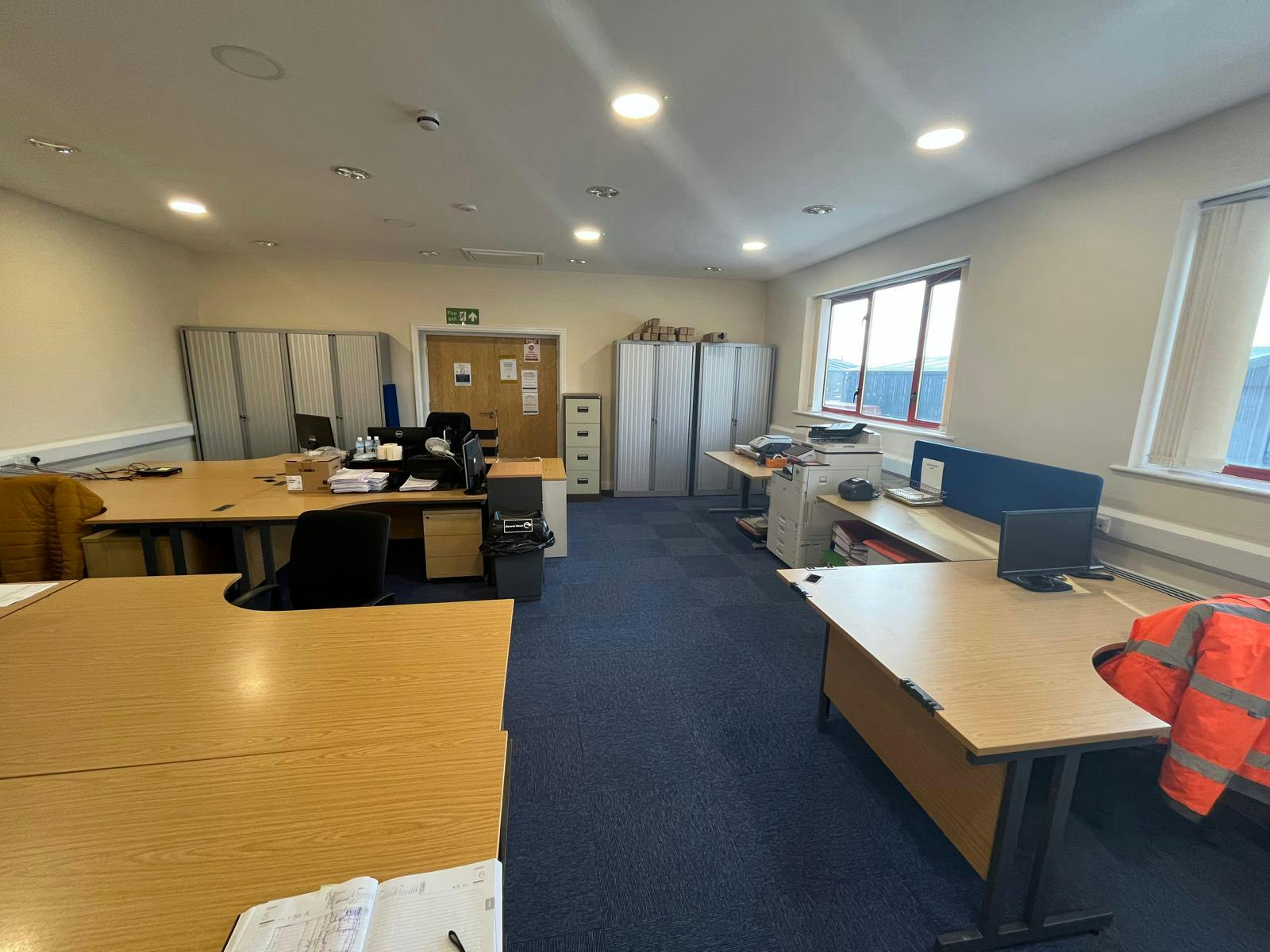 Unit 18, Macclesfield, Offices To Let - WhatsApp Image 20250317 at 143127_74b9b9ae.jpg