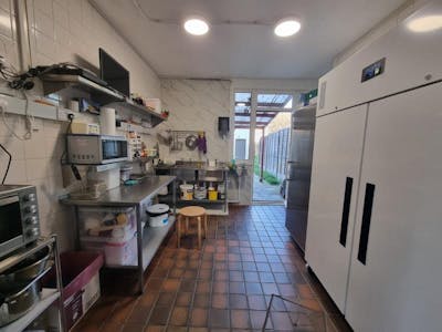 Shop, Southend-On-Sea, Office / Retail To Let / For Sale - Image 4