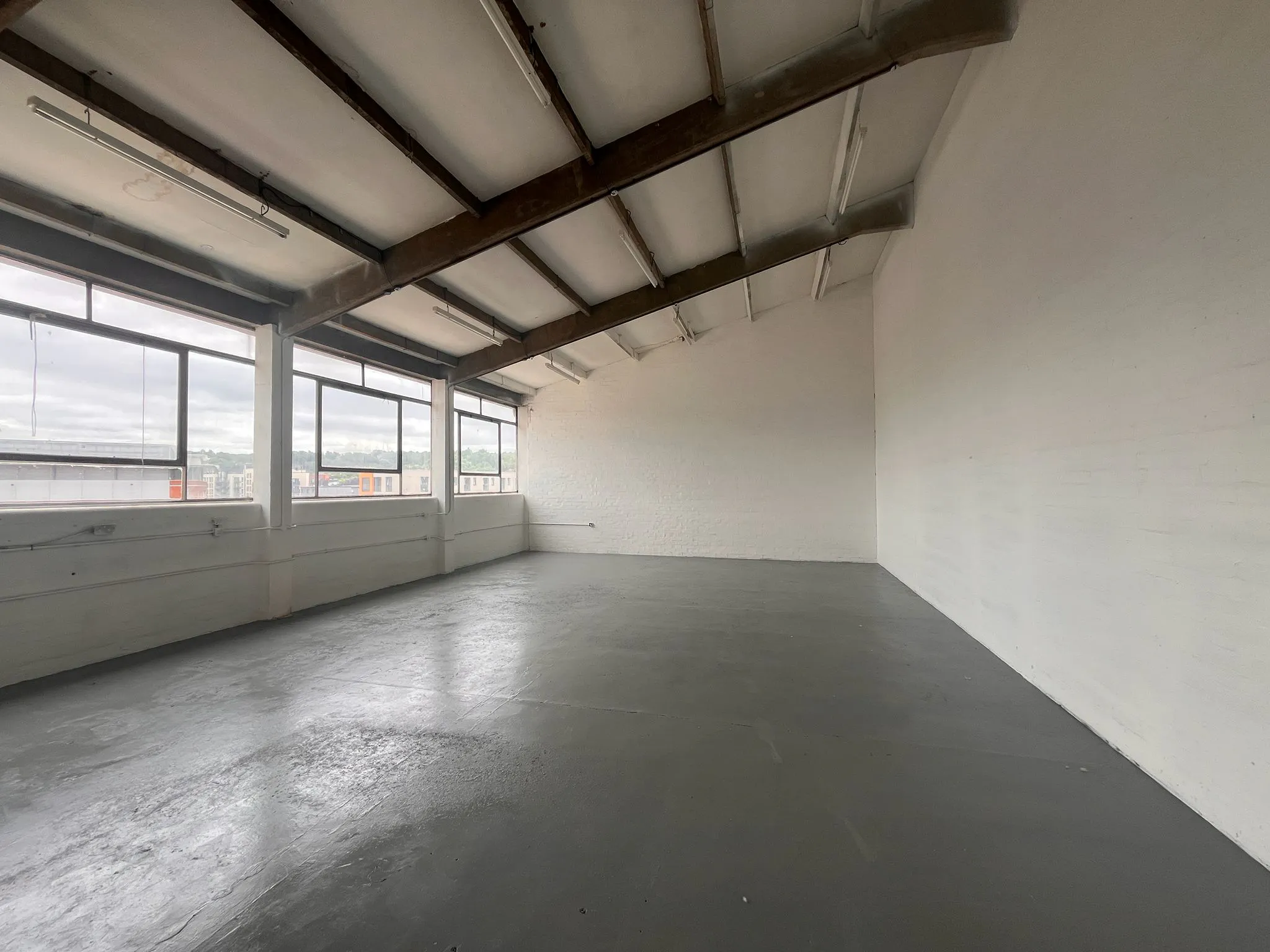 Vernon Building, Westbourne Street, High Wycombe, Industrial To Let - WhatsApp Image 2026-06-02 at 15.45.56.jpeg