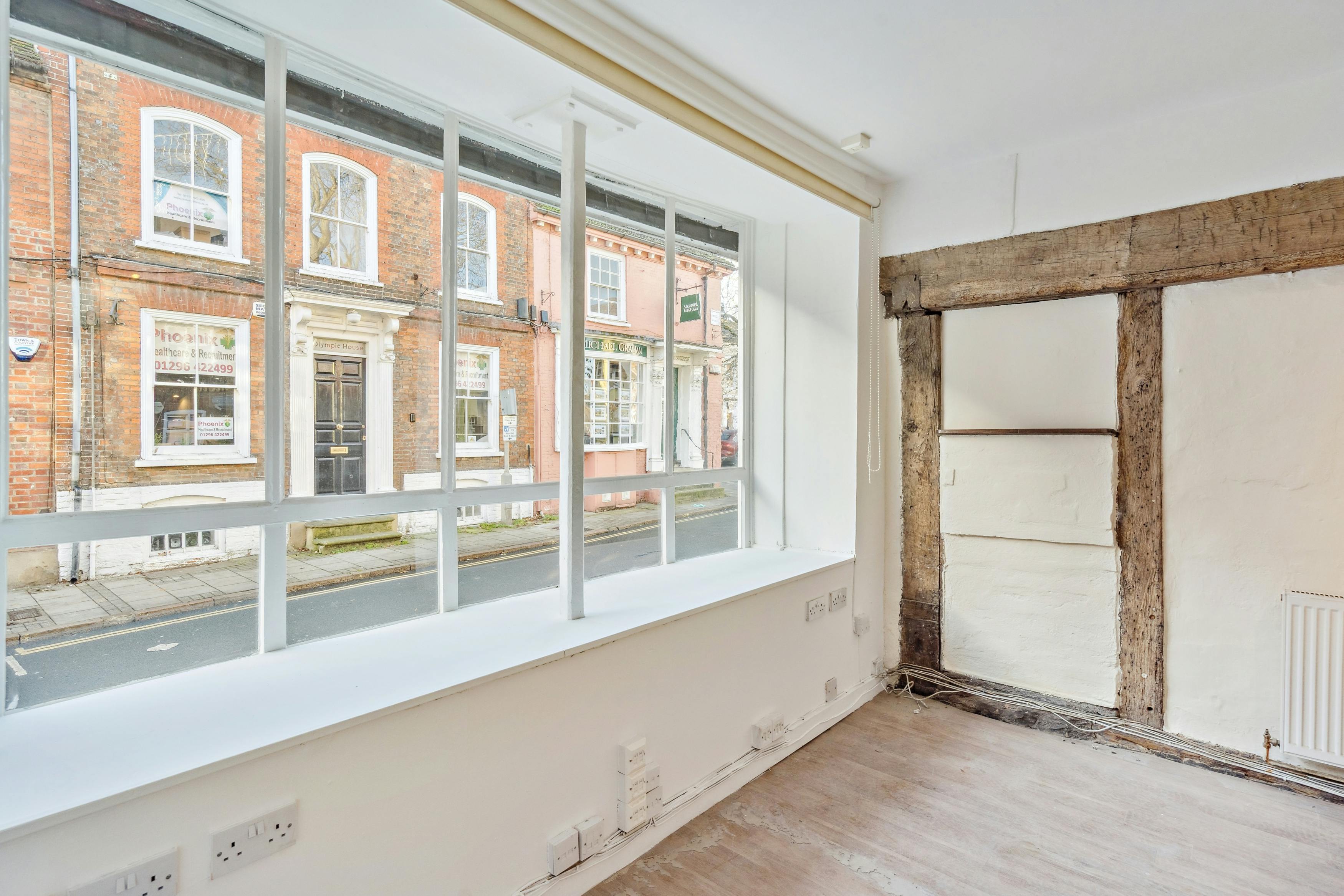 15 Temple Street, Aylesbury, Offices To Let - DSC00251-5530c91871fe134eb317b8cd6796b3a3.jpg