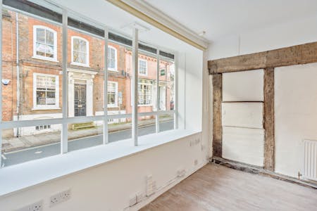 15 Temple Street, Aylesbury, Office To Let - DSC00251-5530c91871fe134eb317b8cd6796b3a3.jpg