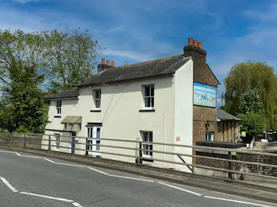 Suite 3, Batchworth Lock House, Rickmansworth, Office To Let - 02PS.png