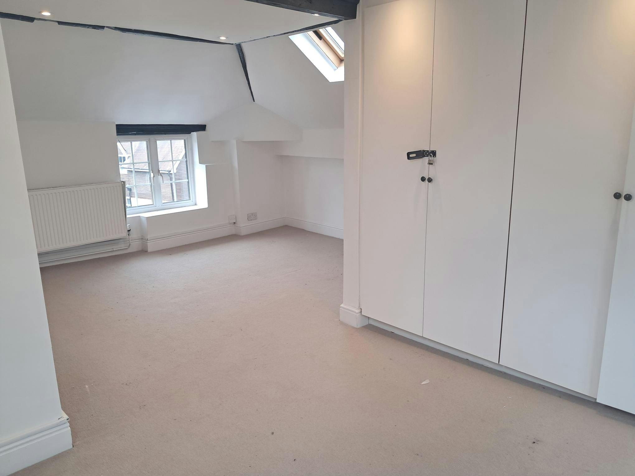 8 Freestone Yard, Slough, Industrial / Offices / Other For Sale - 1000001594.jpg