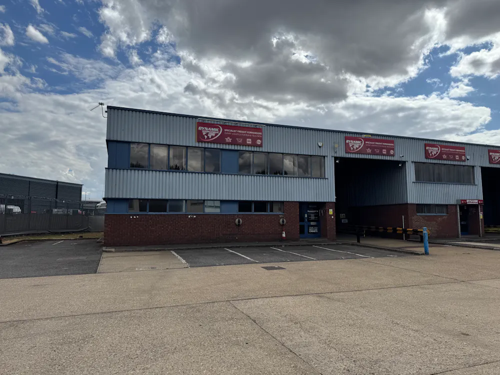 Unit 16, Trident Industrial Estate - IMG_3450.JPG